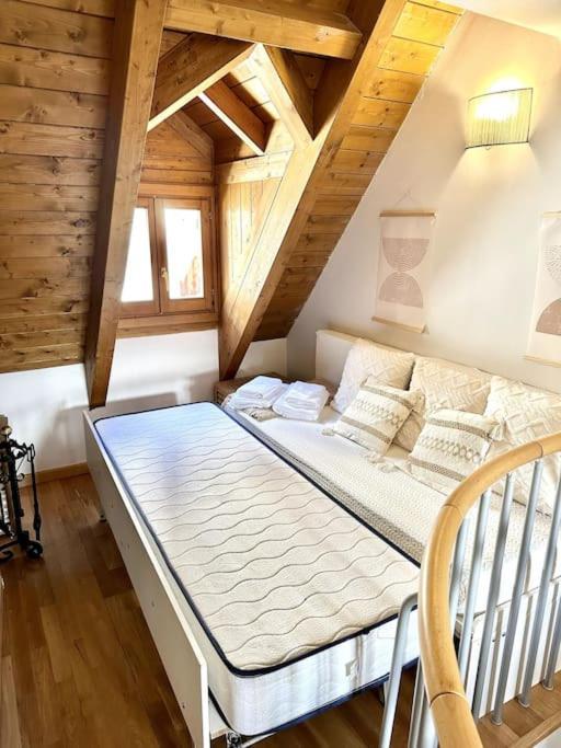 Duplex En Sallent de Gállego Exteriör bild